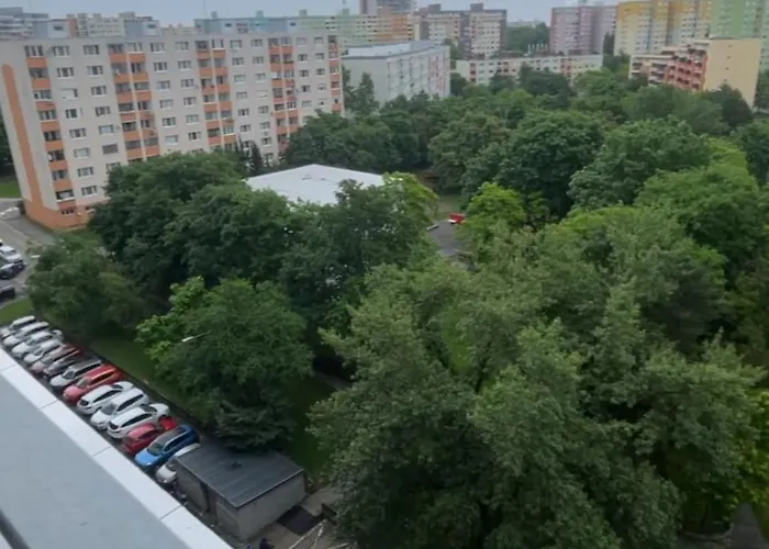 Apartmán Cozy Near Center With Easy Transport Access *